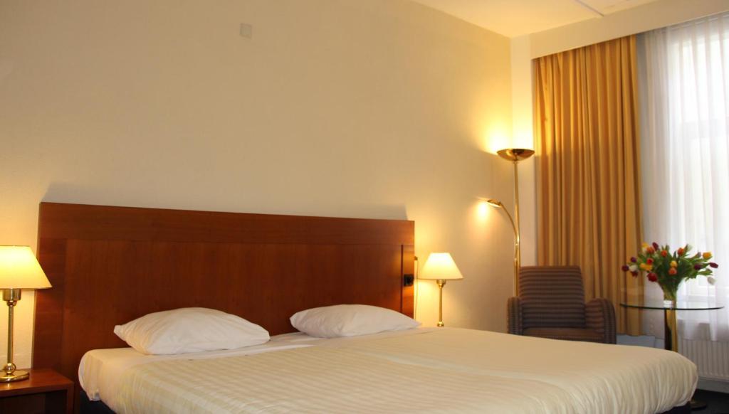 Hotel Alfa Amsterdam Oda fotoğraf