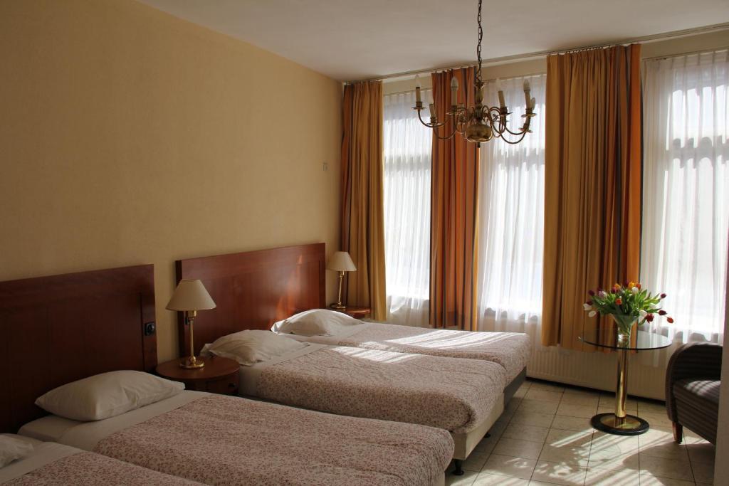 Hotel Alfa Amsterdam Oda fotoğraf