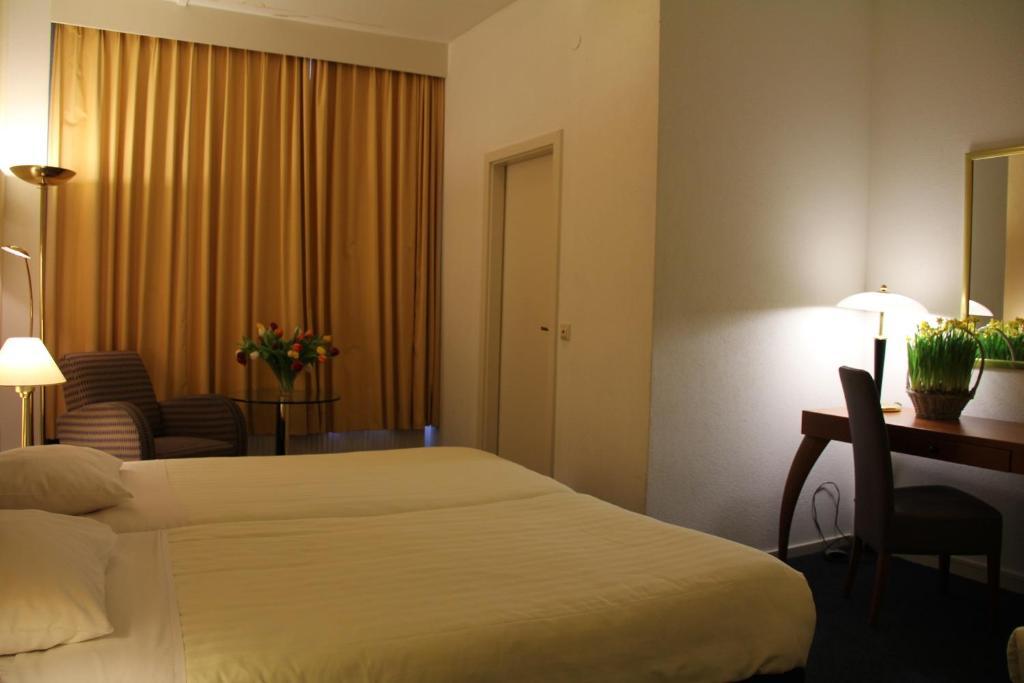 Hotel Alfa Amsterdam Oda fotoğraf